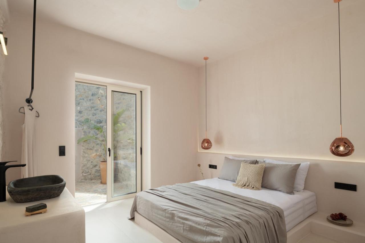 Isla Beach House, A Timeless Retreat, By Thinkvilla Damnoni Buitenkant foto