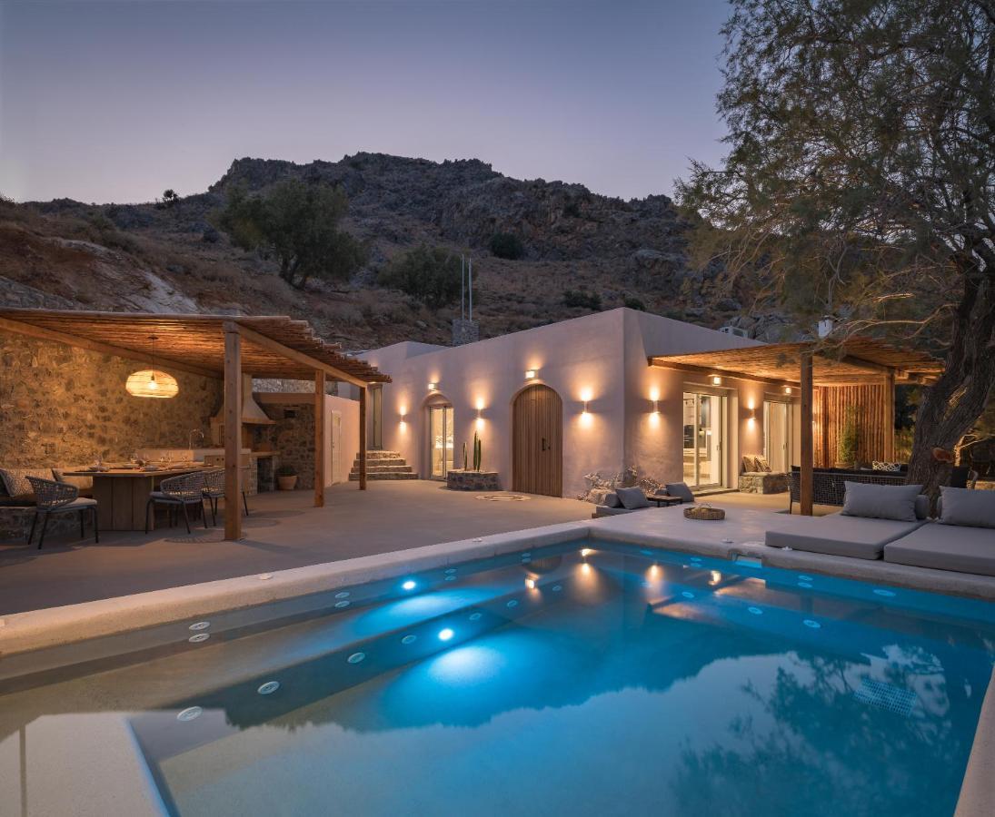 Isla Beach House, A Timeless Retreat, By Thinkvilla Damnoni Buitenkant foto