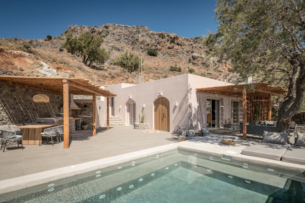 Isla Beach House, A Timeless Retreat, By Thinkvilla Damnoni Buitenkant foto