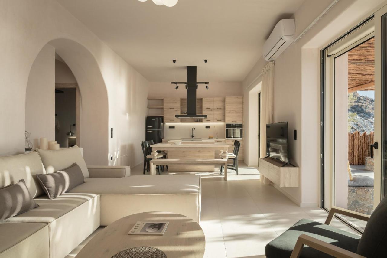 Isla Beach House, A Timeless Retreat, By Thinkvilla Damnoni Buitenkant foto
